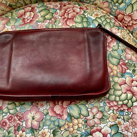 Vintage Coach Wristlet - Creed is 9912, Made in NYC  with glue in registration - Picture 4 of 12